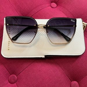 Quay Around The Way sunglasses
